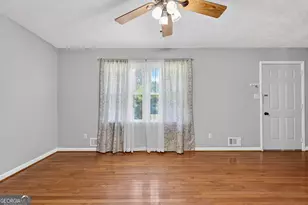 35 Ann Ct, McDonough, GA 30253 - Photo 6
