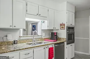 8 Chowning Dr, Savannah, GA 31419 - Photo 16