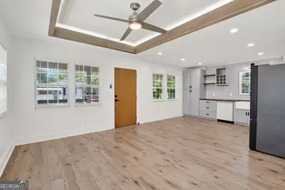 920 W 51st Street, Savannah, GA 31405 - Photo 10