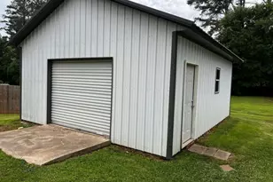 95 Fairlawn Dr, Carrollton, GA 30117 - Photo 14