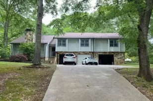 1117 Boss Hardy Rd, Auburn, GA 30011 - Photo 1