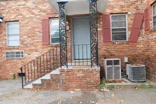 101 S Zetterower Ave, Statesboro, GA 30458 - Photo 2