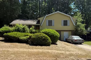 8318 Magnolia Dr, Jonesboro, GA 30238 - Photo 2