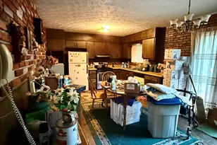 8318 Magnolia Dr, Jonesboro, GA 30238 - Photo 18