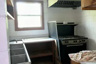 1950 W Elm St, Wrightsville, GA 31096 - Photo 12