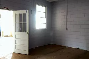 1950 W Elm St, Wrightsville, GA 31096 - Photo 10