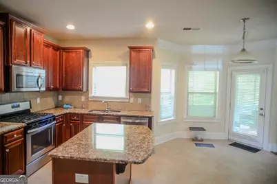 2182 Dodson Woods Drive, Fairburn, GA 30213 - Photo 8