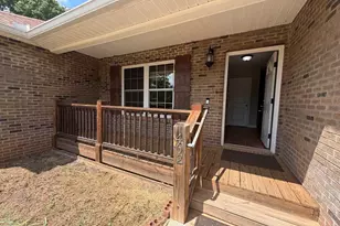 402 Renee Rd, Pendergrass, GA 30567 - Photo 6