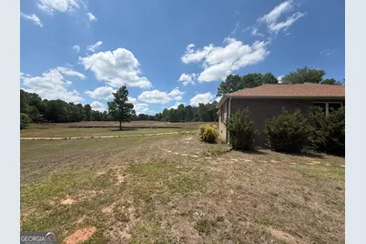 402 Renee Road, Pendergrass, GA 30567 - Photo 8