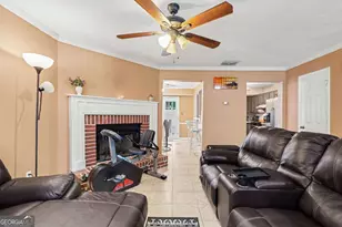 8577 Jamestown Way, Jonesboro, GA 30238 - Photo 10
