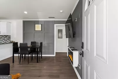 1111 Valley View Road SE, Atlanta, GA 30315 - Photo 6