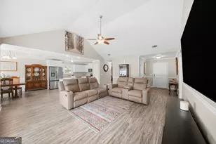 708 Ogeechee Dr E, Statesboro, GA 30461 - Photo 6