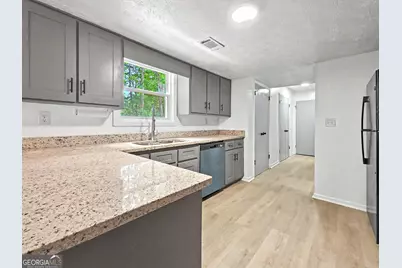 7156 Whitfield Drive, Riverdale, GA 30296 - Photo 10