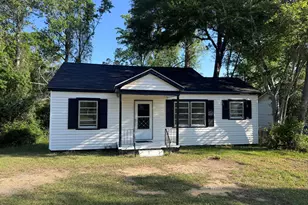 803 Woodland St, Dublin, GA 31021 - Photo 1