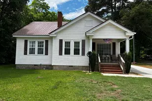 259 N Oliver St, Elberton, GA 30635 - Photo 1