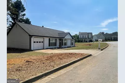 320 Willow Springs Drive, Jonesboro, GA 30238 - Photo 4