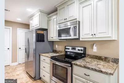 320 Haven Way, Perry, GA 31069 - Photo 12