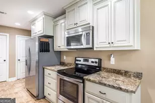 320 Haven Way, Perry, GA 31069 - Photo 12