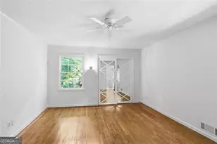 7265 Thornhill Ln NE, Sandy Springs, GA 30328 - Photo 24