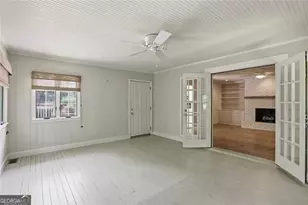 7265 Thornhill Ln NE, Sandy Springs, GA 30328 - Photo 12