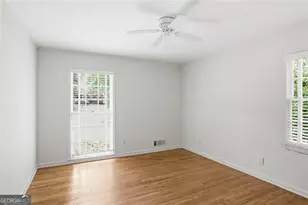 7265 Thornhill Ln NE, Sandy Springs, GA 30328 - Photo 26