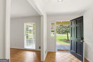 7265 Thornhill Ln NE, Sandy Springs, GA 30328 - Photo 2