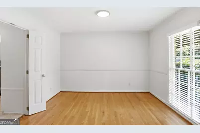7265 Thornhill Lane NE, Sandy Springs, GA 30328 - Photo 20