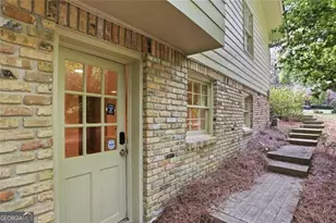 7265 Thornhill Ln NE, Sandy Springs, GA 30328 - Photo 40