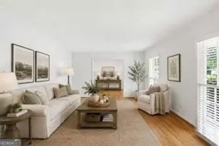 7265 Thornhill Ln NE, Sandy Springs, GA 30328 - Photo 6