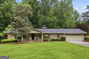 7265 Thornhill Ln NE, Sandy Springs, GA 30328 - Photo 1