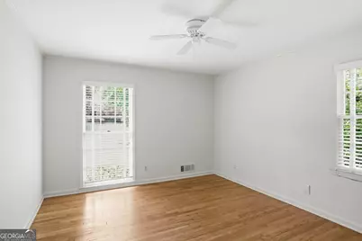 7265 Thornhill Lane NE, Sandy Springs, GA 30328 - Photo 26