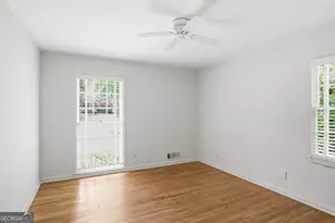 7265 Thornhill Ln NE, Sandy Springs, GA 30328 - Photo 26