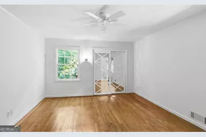 7265 Thornhill Lane NE, Sandy Springs, GA 30328 - Photo 24