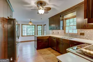 2737 Hearthstone Cir, Marietta, GA 30062 - Photo 20
