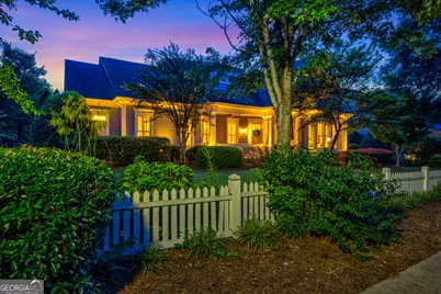 306 Horseshoe Bend, Statham, GA 30666 - Photo 2