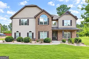 270 Darien Dr, Senoia, GA 30276 - Photo 1