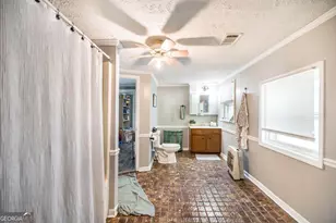 8494 Lower Thomaston Rd, Lizella, GA 31052 - Photo 20