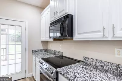211 Cade Terrace, Warner Robins, GA 31088 - Photo 16