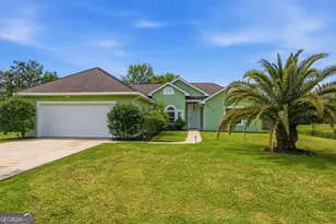 260 Water Crest Dr, Brunswick, GA 31523 - Photo 1