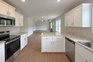 102 Ohoopee St, Reidsville, GA 30453 - Photo 4