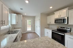 102 Ohoopee St, Reidsville, GA 30453 - Photo 6