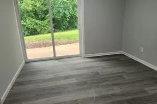 113 Hawthorne Dr, Riverdale, GA 30274 - Photo 4