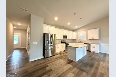 308 N Point Circle, Hartwell, GA 30643 - Photo 8