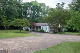 120 Mallory Dr, Lagrange, GA 30241 - Photo 2