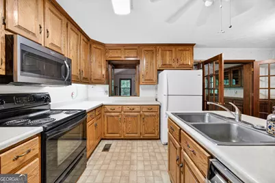 263 Welker Circle, Macon, GA 31211 - Photo 8