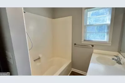 212 N Caswell, Glennville, GA 30427 - Photo 12