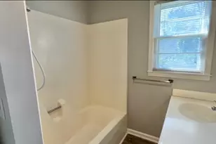 212 N Caswell, Glennville, GA 30427 - Photo 12
