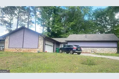 5025 Stoney Point Circle, Stone Mountain, GA 30088 - Photo 1
