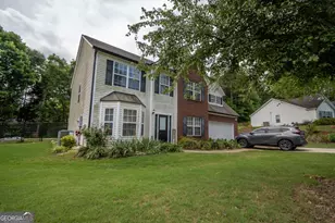 421 Regan Dr, Winder, GA 30680 - Photo 2