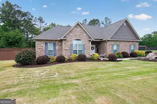 302 Paddington Ln, Lizella, GA 31052 - Photo 2